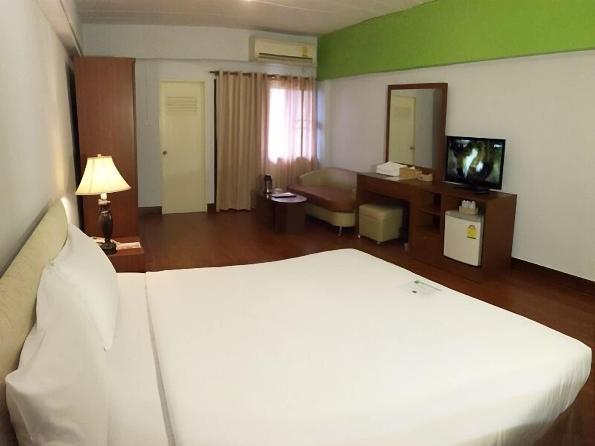 The Canal Hotel Bangkok Extérieur photo