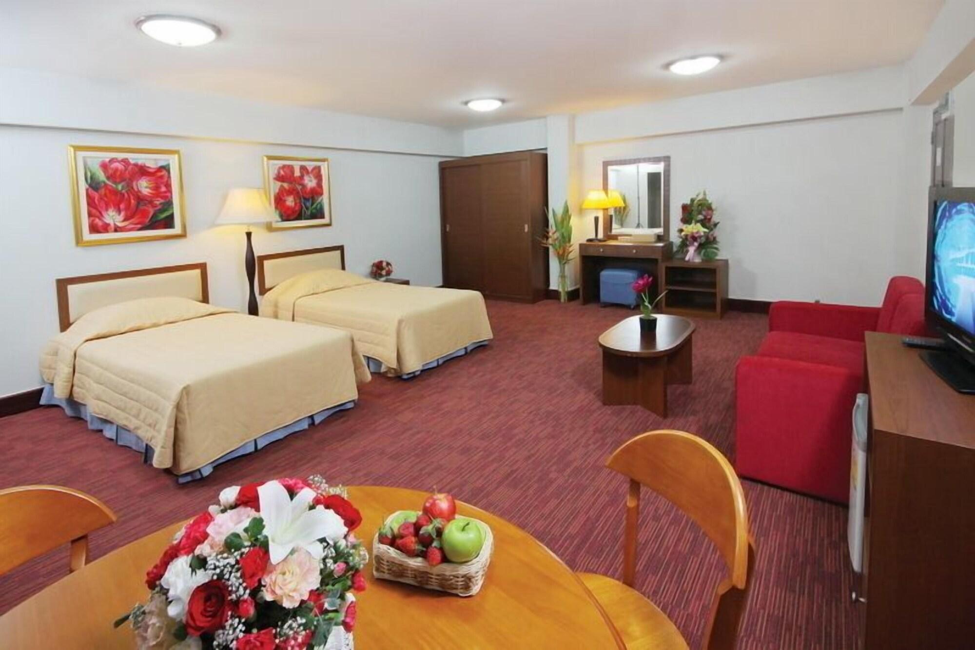 The Canal Hotel Bangkok Extérieur photo