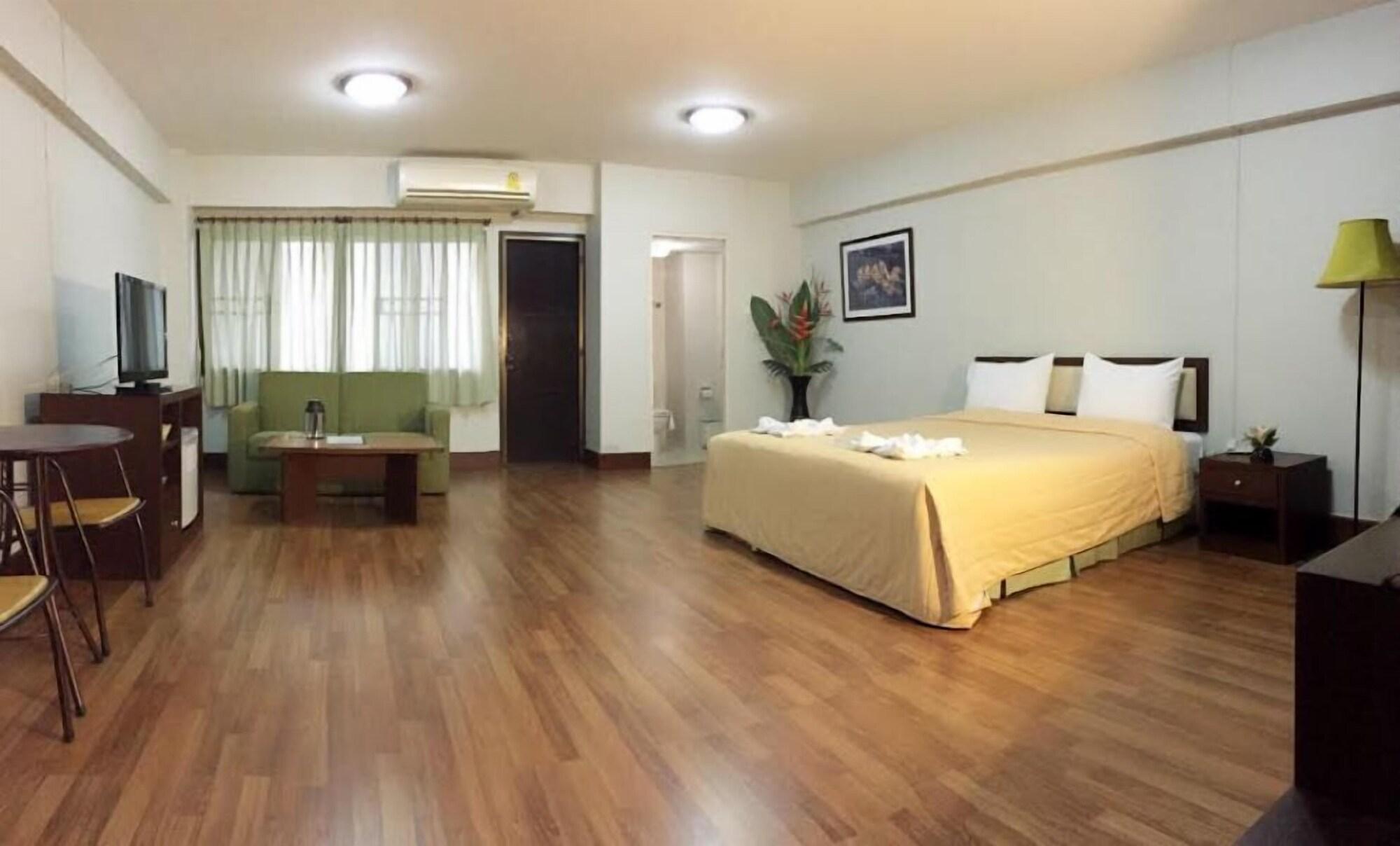 The Canal Hotel Bangkok Extérieur photo