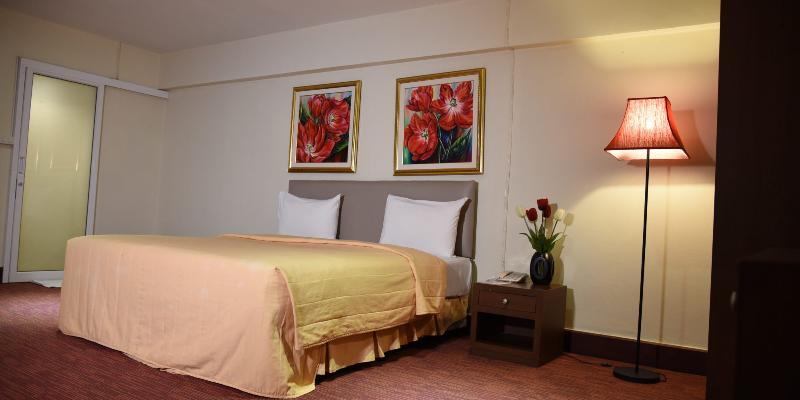 The Canal Hotel Bangkok Extérieur photo