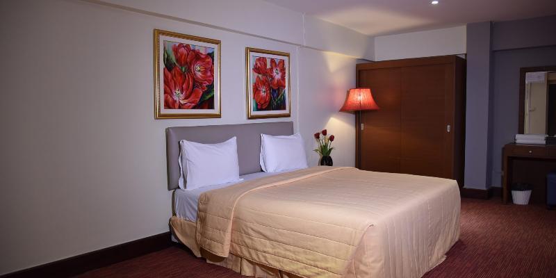 The Canal Hotel Bangkok Extérieur photo