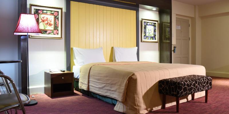 The Canal Hotel Bangkok Extérieur photo