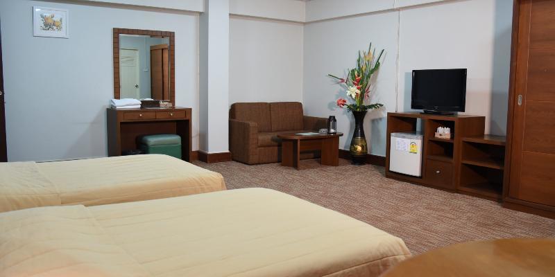 The Canal Hotel Bangkok Extérieur photo