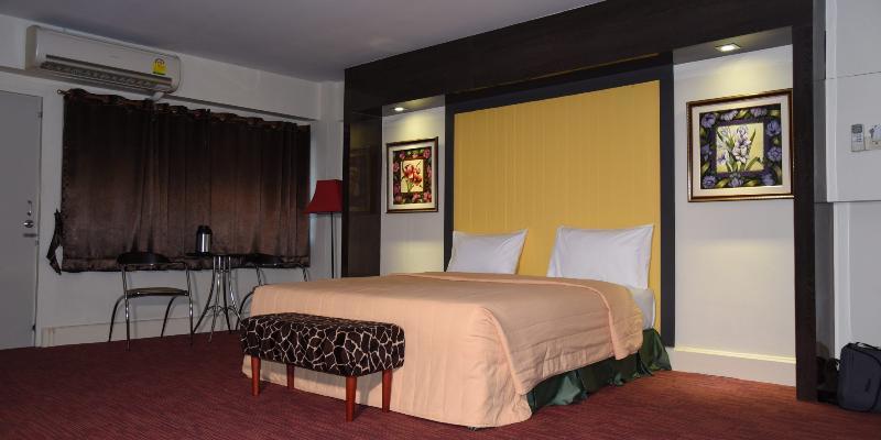The Canal Hotel Bangkok Extérieur photo